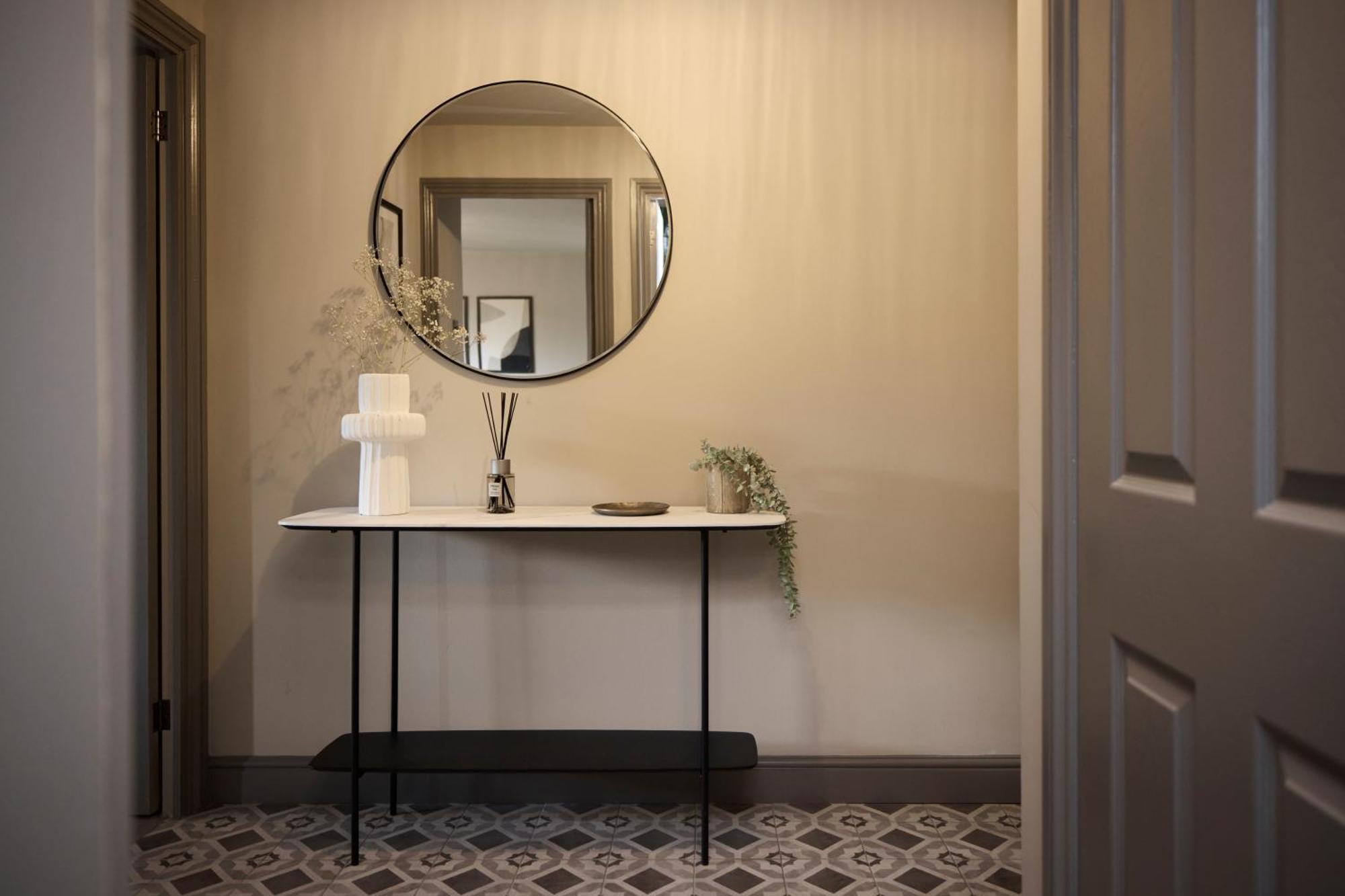 The Twickenham Wonder - Lovely 1Bdr Flat With Parking 외부 사진